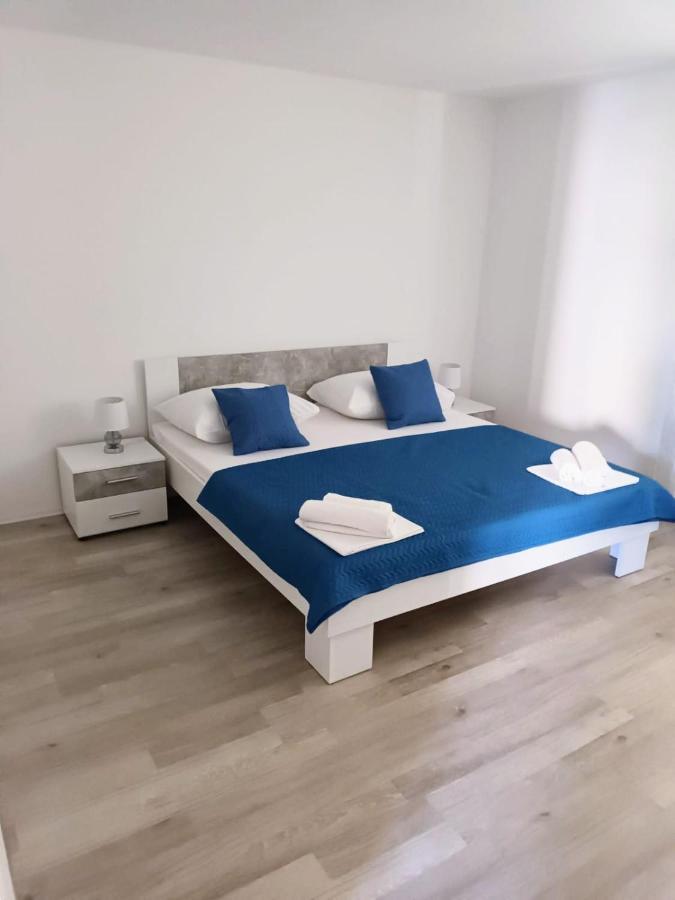 Apartment "None" Makarska Ngoại thất bức ảnh