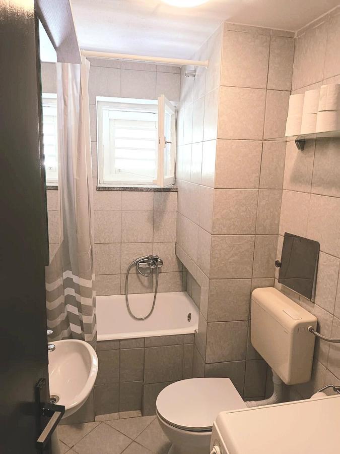 Apartment "None" Makarska Ngoại thất bức ảnh